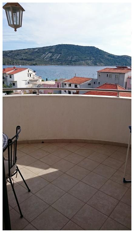 Apartments Ruza Primošten Rum bild